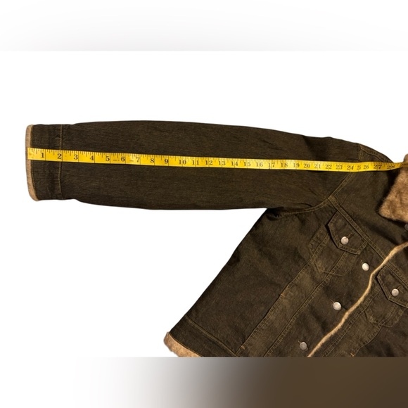Comfort Denim Brown Denim Jacket with Faux Fur Trim Size XL Made In Pakistan. - Picture 8 of 13